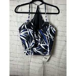 Fabletics Stylisht Blue White Abstract Print sports bra (2x). NEW WITH TAGS‎
